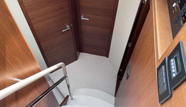 noname yacht for sale 28