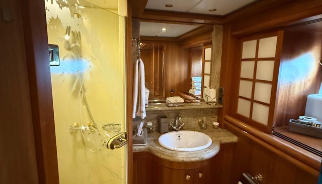 SUNRISE yacht for sale 57