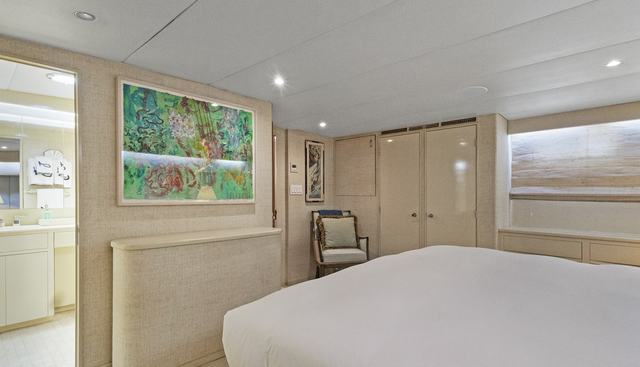 Adventurer yacht for sale 20