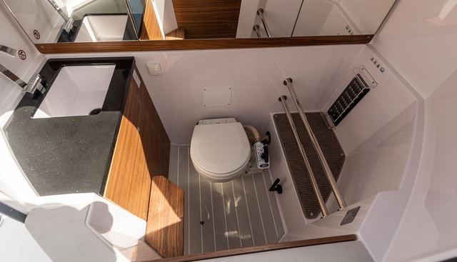 RELM 1 yacht for sale 15