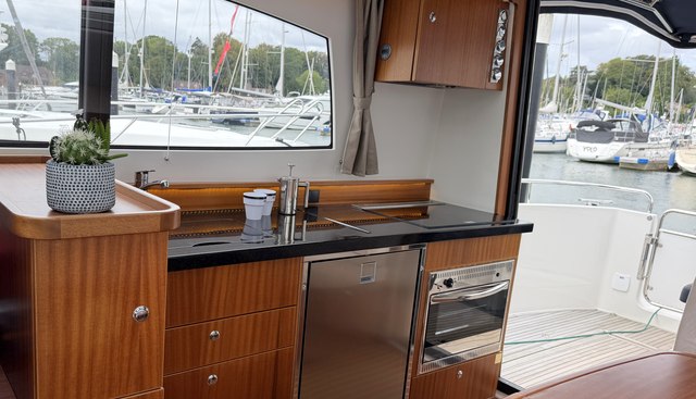 Noname yacht for sale 12