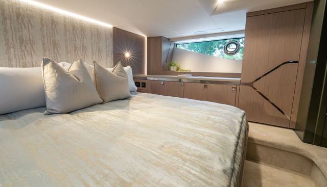 SUPERHAWK 55 yacht for sale 33