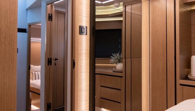 Bahari yacht for sale 24