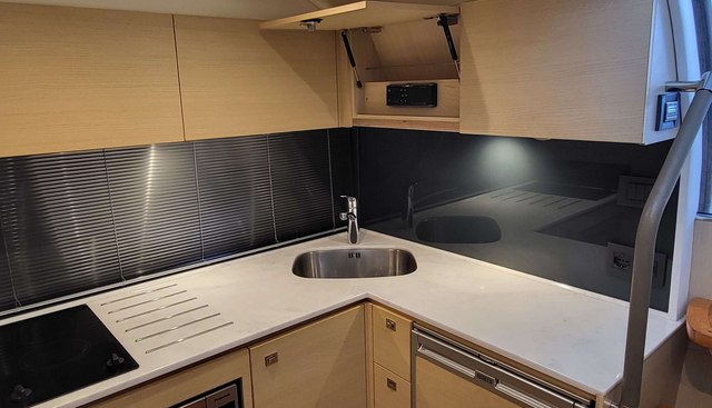 noname yacht for sale 19