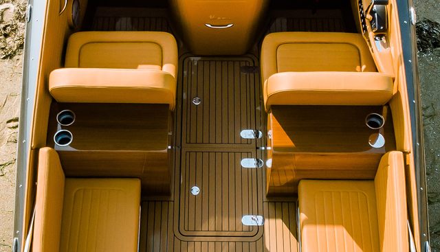 Seven Seas Yachts Venus Speedster X 32ft yacht for sale 2