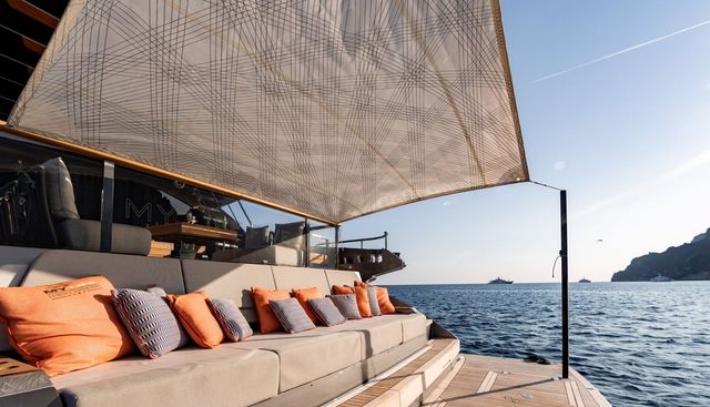 TECHNEMA 90 yacht for sale 7
