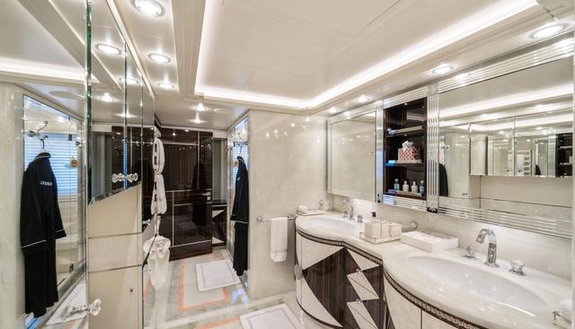 ALULIM yacht for sale 17