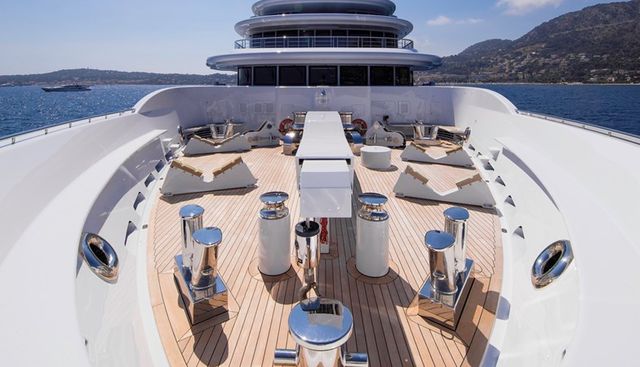 LUNA yacht for sale 2