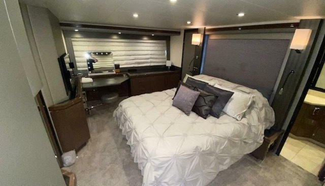 7th Heaven yacht for sale 32