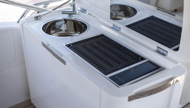 Moose yacht for sale 22