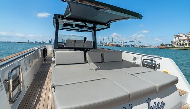 HINJUICE yacht for sale 20