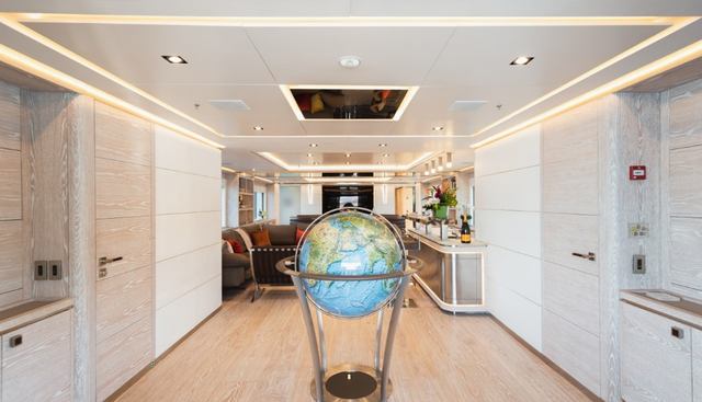 PICK UP yacht for sale 10