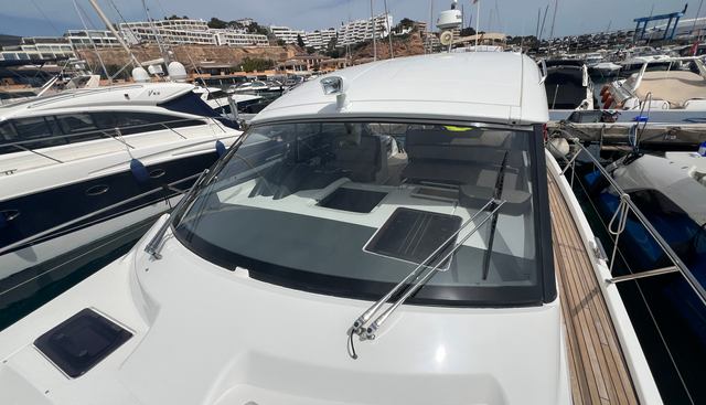 White Pearl yacht for sale 17