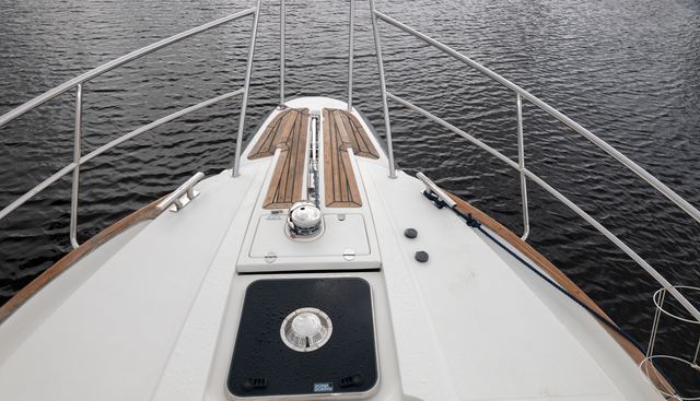 Cloud Nine yacht for sale 9