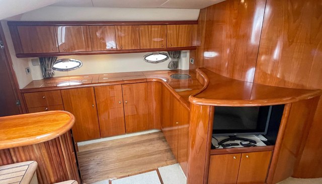 MEMPHIS BELLE yacht for sale 33