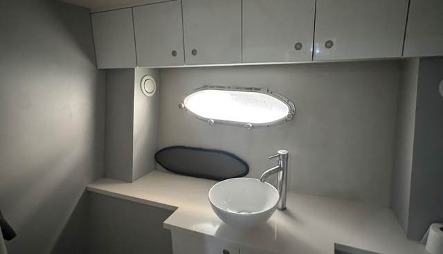 BLACK ZEN yacht for sale 37