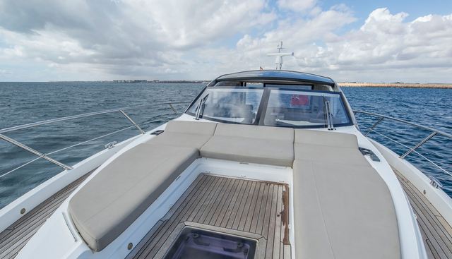 QUEEN B yacht for sale 7