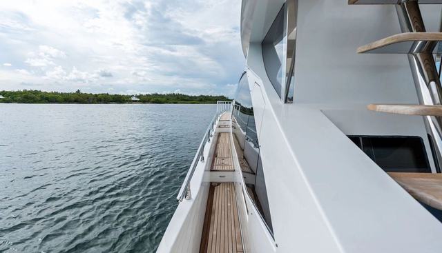 Villaggio yacht for sale 10