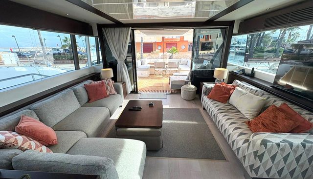 Y76 yacht for sale 23