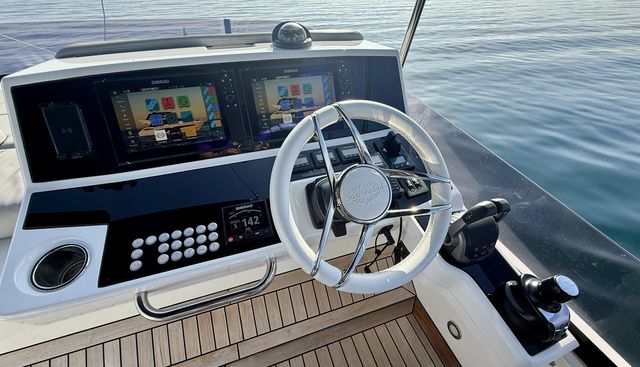 noname yacht for sale 10