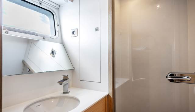 SHADOW yacht for sale 10