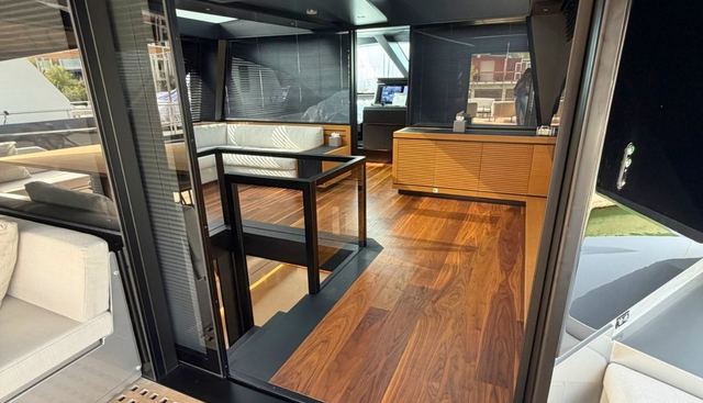 Carat yacht for sale 23