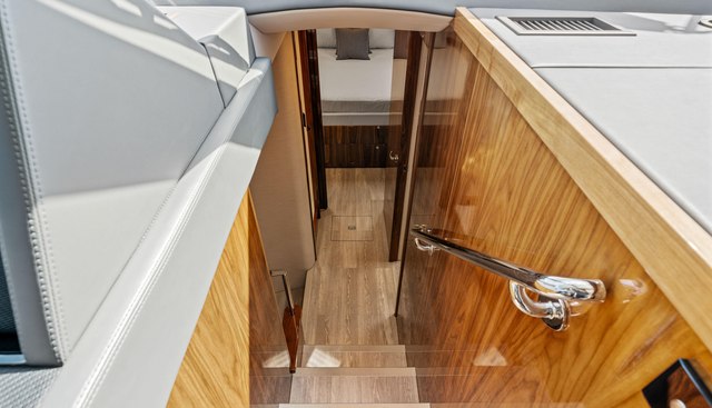 SAPPHIRE yacht for sale 47