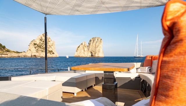 TECHNEMA 90 yacht for sale 10