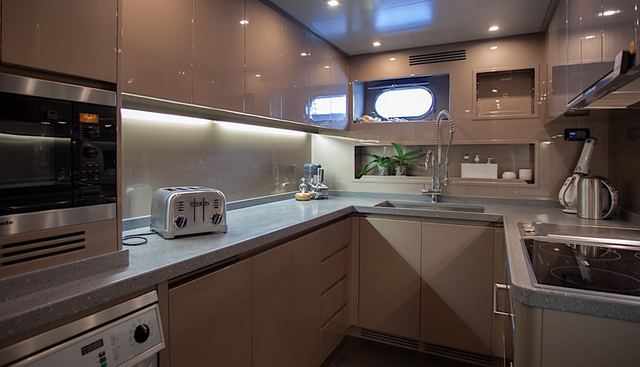 Bagheera yacht for sale 20
