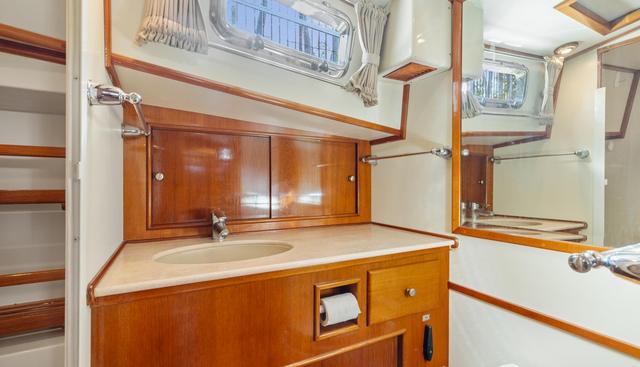 Mar Sofini yacht for sale 32