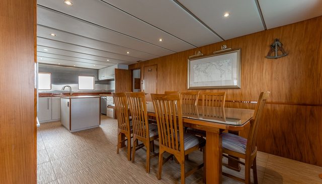 Hardhome yacht for sale 10