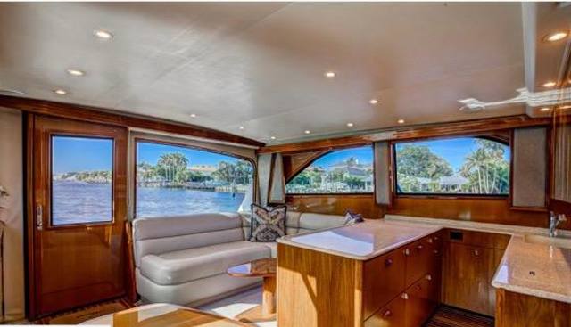 FARMERS DAUGHTER yacht for sale 20