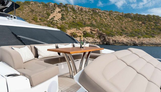 AFTER 8 II yacht for sale 8