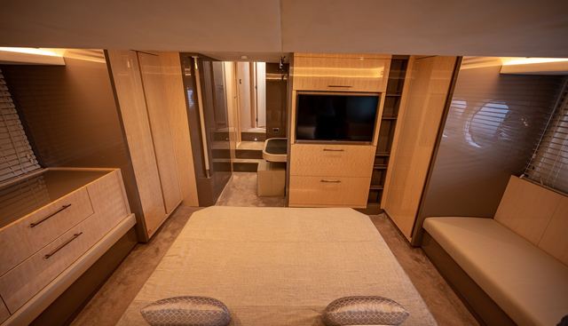FIVE WEEKS yacht for sale 8