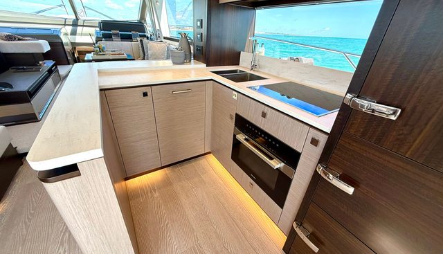 SEVEN yacht for sale 25