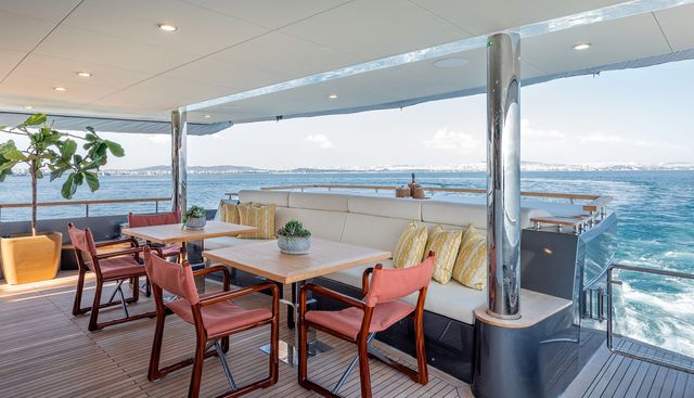 ONE ZERO yacht for sale 12