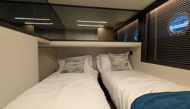 noname yacht for sale 37