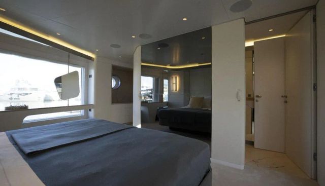 Aria yacht for sale 14