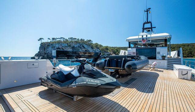 PLAYA yacht for sale 23