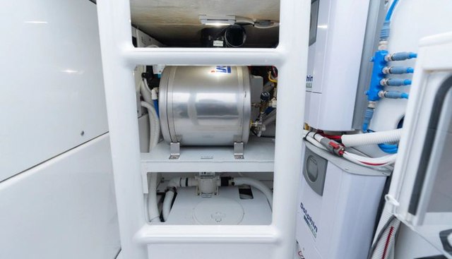 BELLA BROKA yacht for sale 60