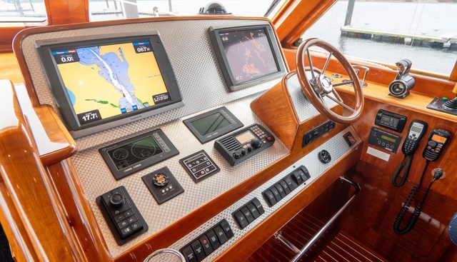 Sapphire II yacht for sale 24