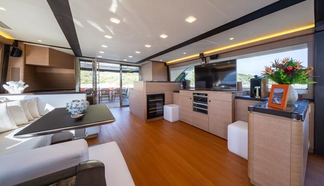 Bella Luna yacht for sale 25