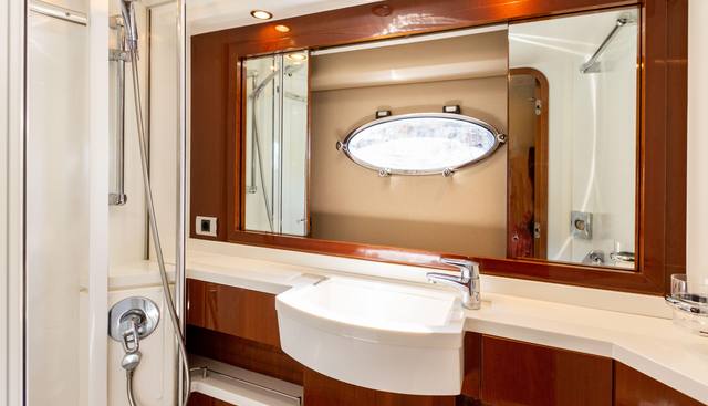 Siam yacht for sale 32