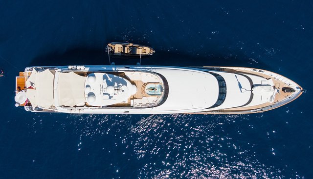 THE WELLESLEY yacht for sale 18