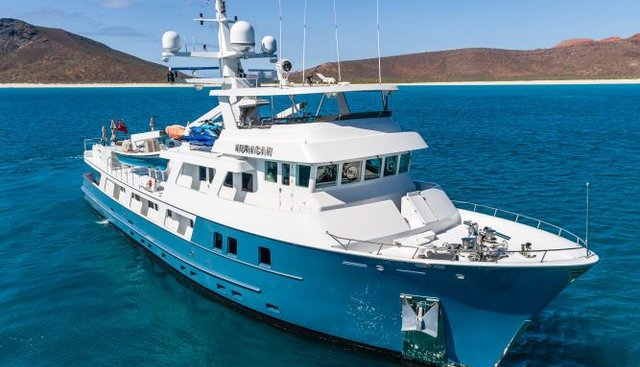 Huracan yacht for sale 14