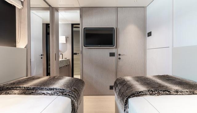 KING'S LAIR yacht for sale 29