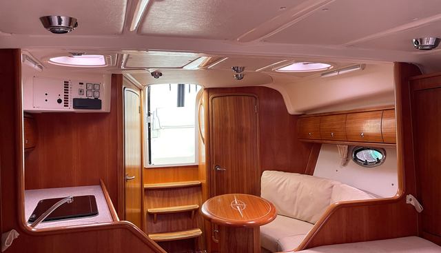 ELLE II yacht for sale 30