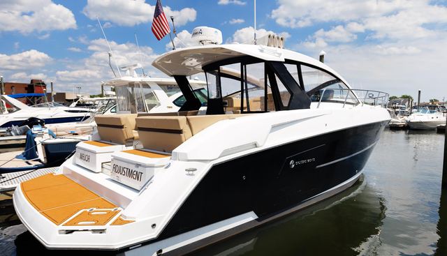 Major Adjustment yacht for sale 10