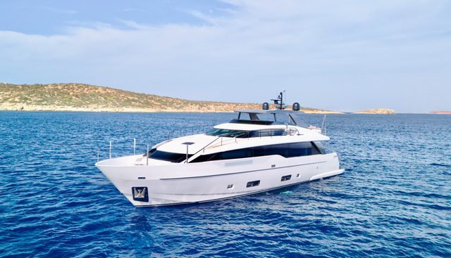 SL90A yacht for sale 70