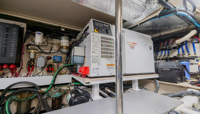 Revival Bay yacht for sale 37